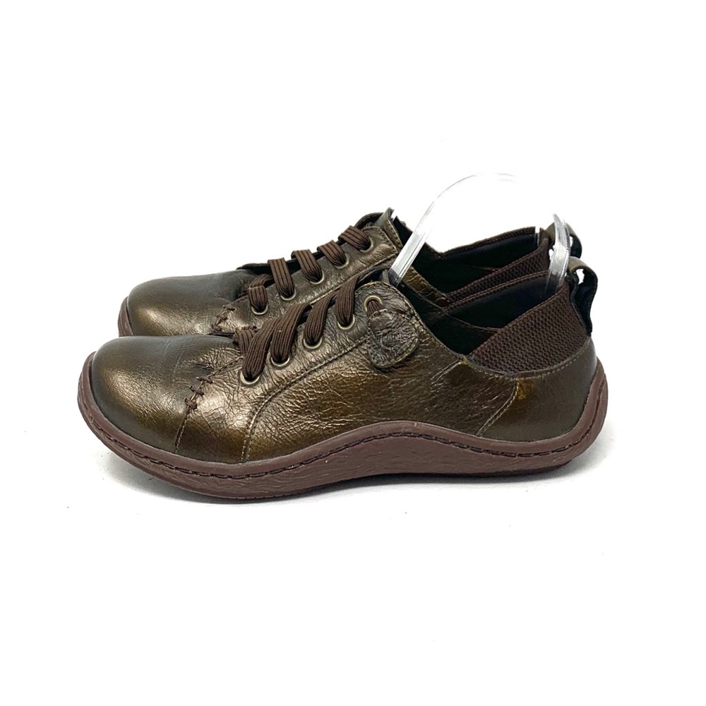 Born Althea Sneakers
